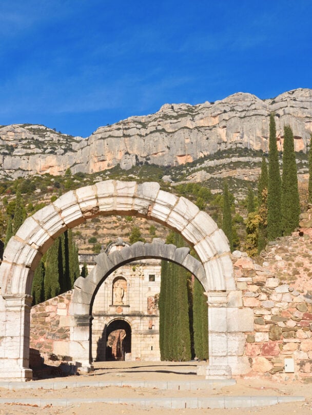 All-women hiking tour and wine tasting in Priorat, Catalonia, Spain.