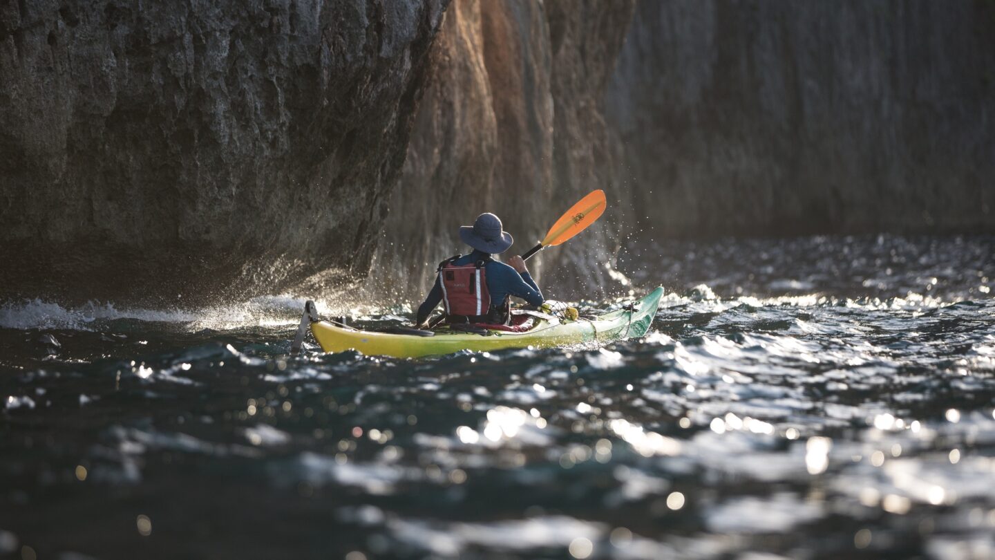 kayaking raja ampat indonesia
