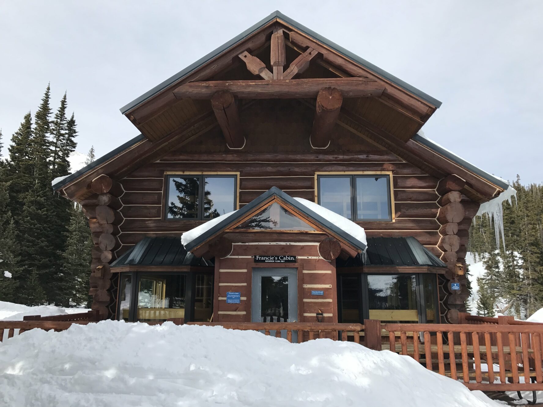 Front entrance of the lodge