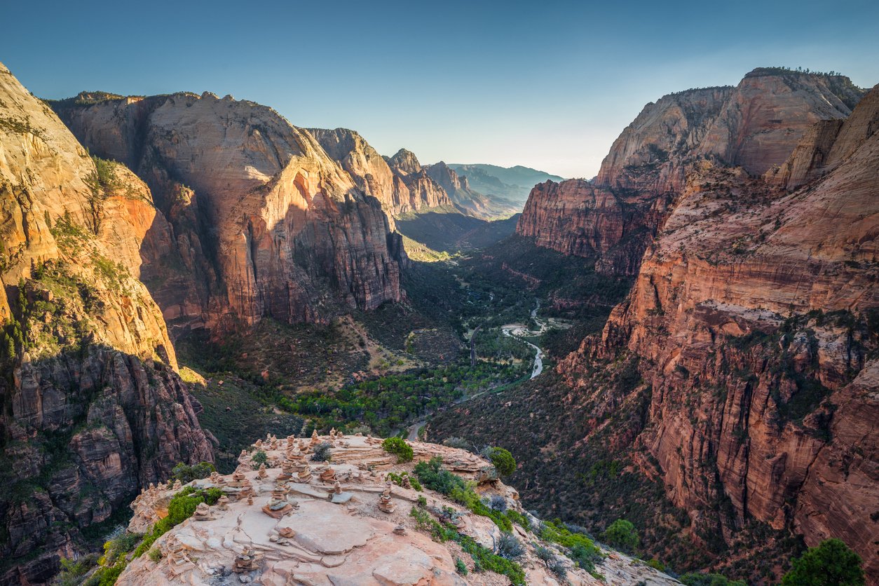 The 7 Best Hikes in Zion: Utah’s First National Park | 57Hours