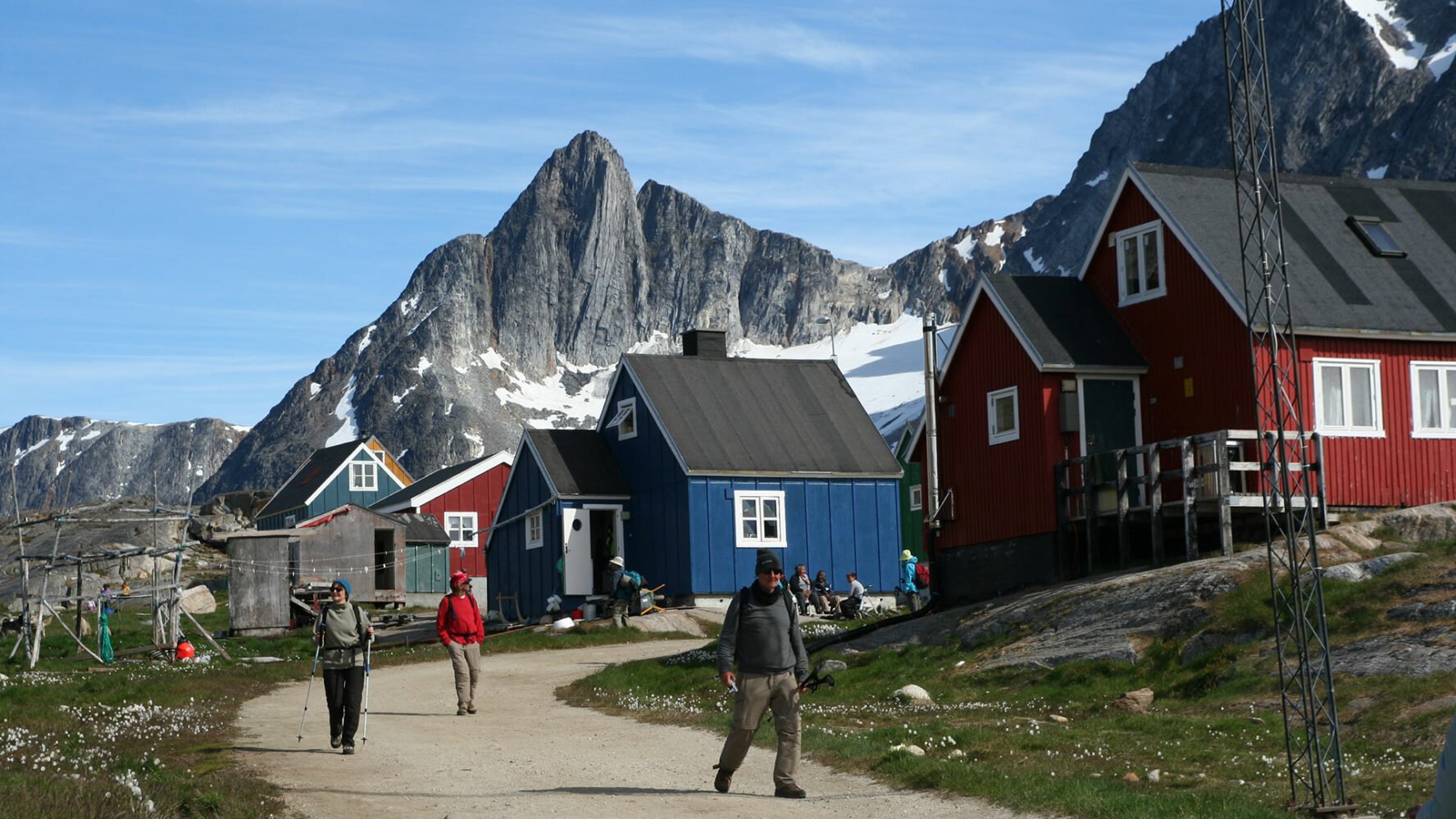Hikers in Kuummiut village