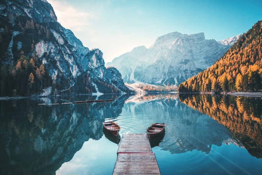 View of Lago di Braies and the Seekofel from a dock