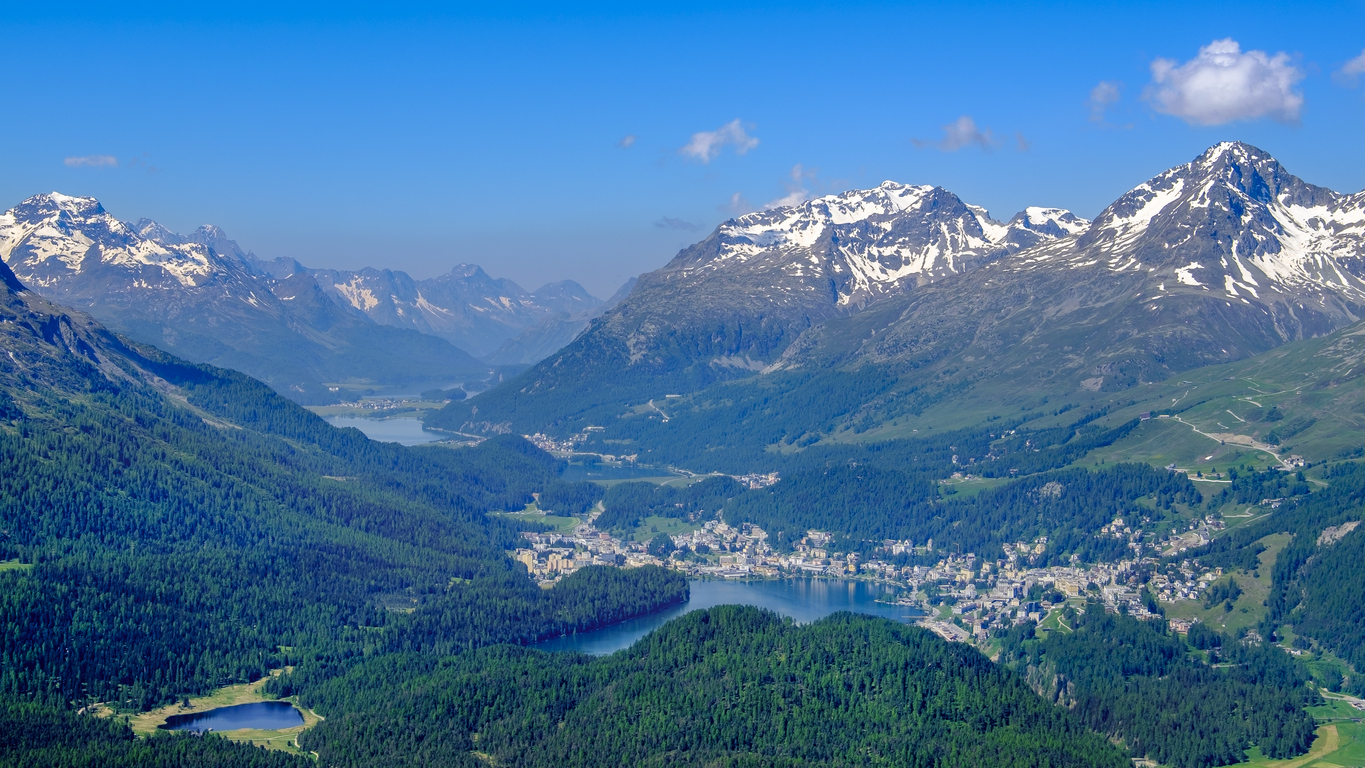 Muottas Muragl (2,454 m), view towards St Moritz and the Upper Engadine valley.