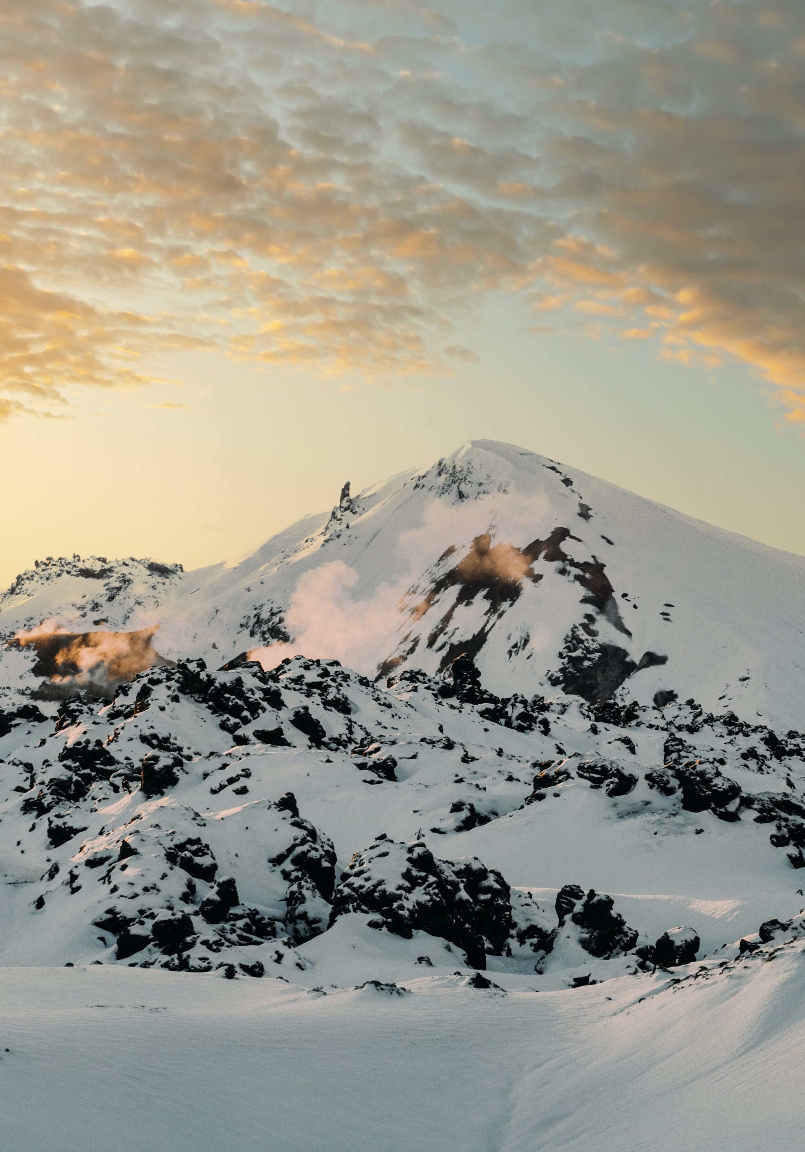 Sunset above Brennisteinsalda