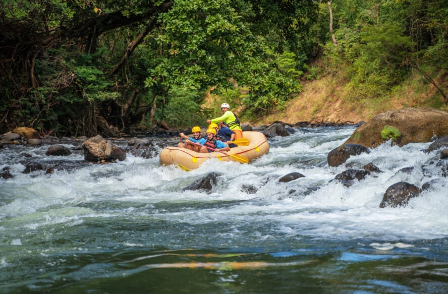 Guided multisport tour, Coast to Coast in Costa Rica