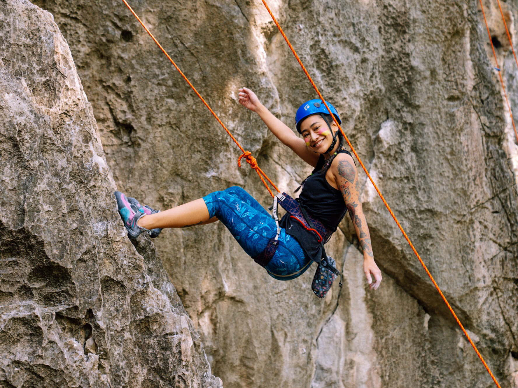 Guided rock climbing in Northern Thailand