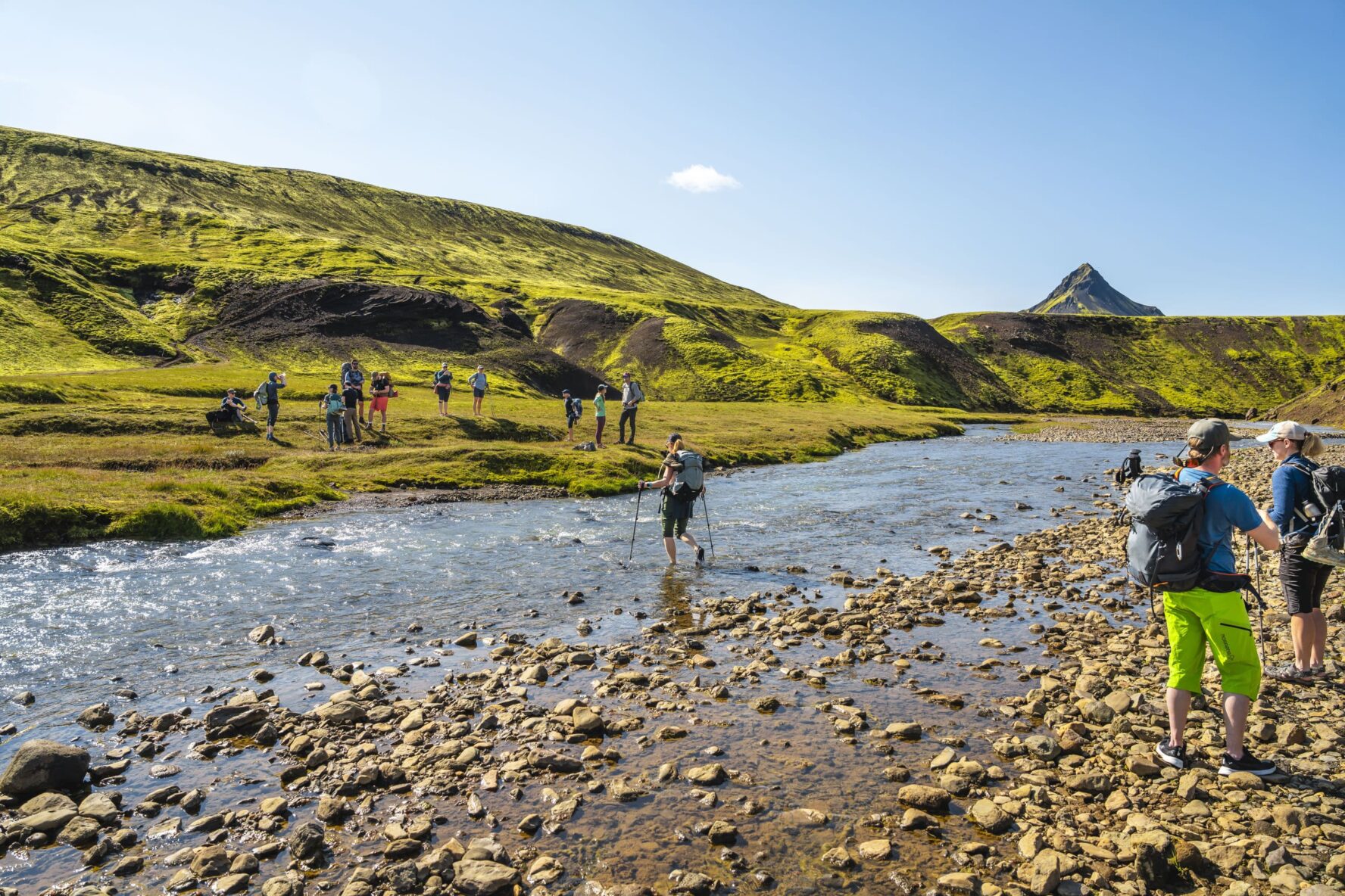 laugavegur trail river fording