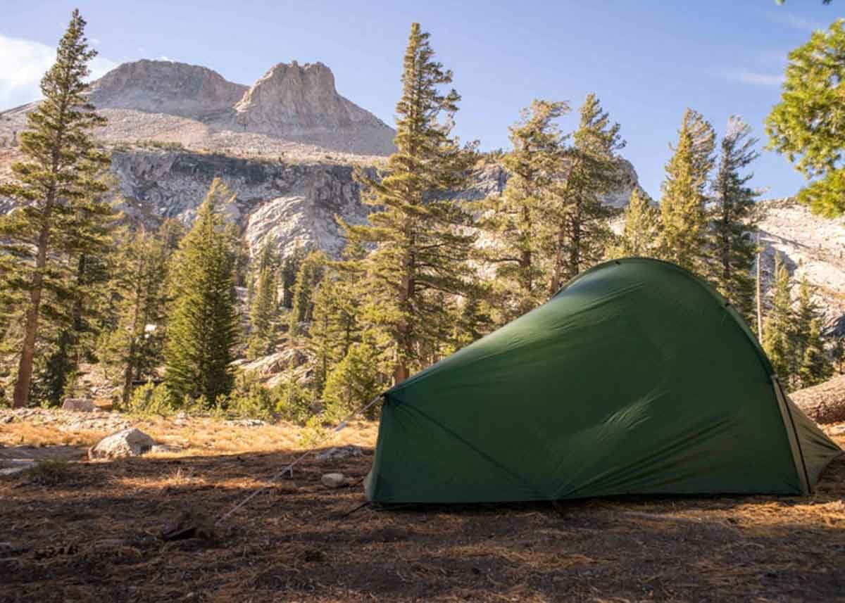 A green tent in Yosemite.