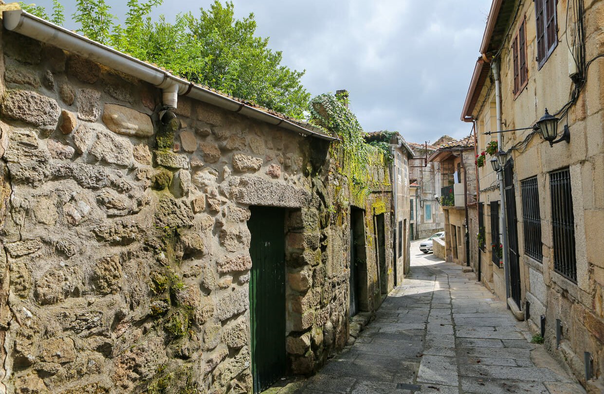 Tui, an old town on the Camino