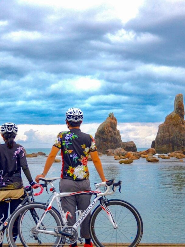 Guided hike and bike tour along Kumano Kodo in Japan