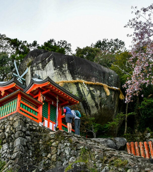 japan cycling seaside