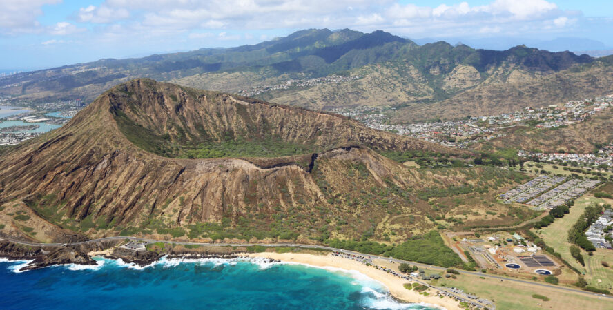 A bird’s-eye view of Sandy Beach and Koko Crater