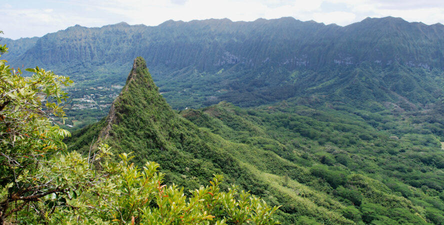 View of the Ko’olau Range on Oahu