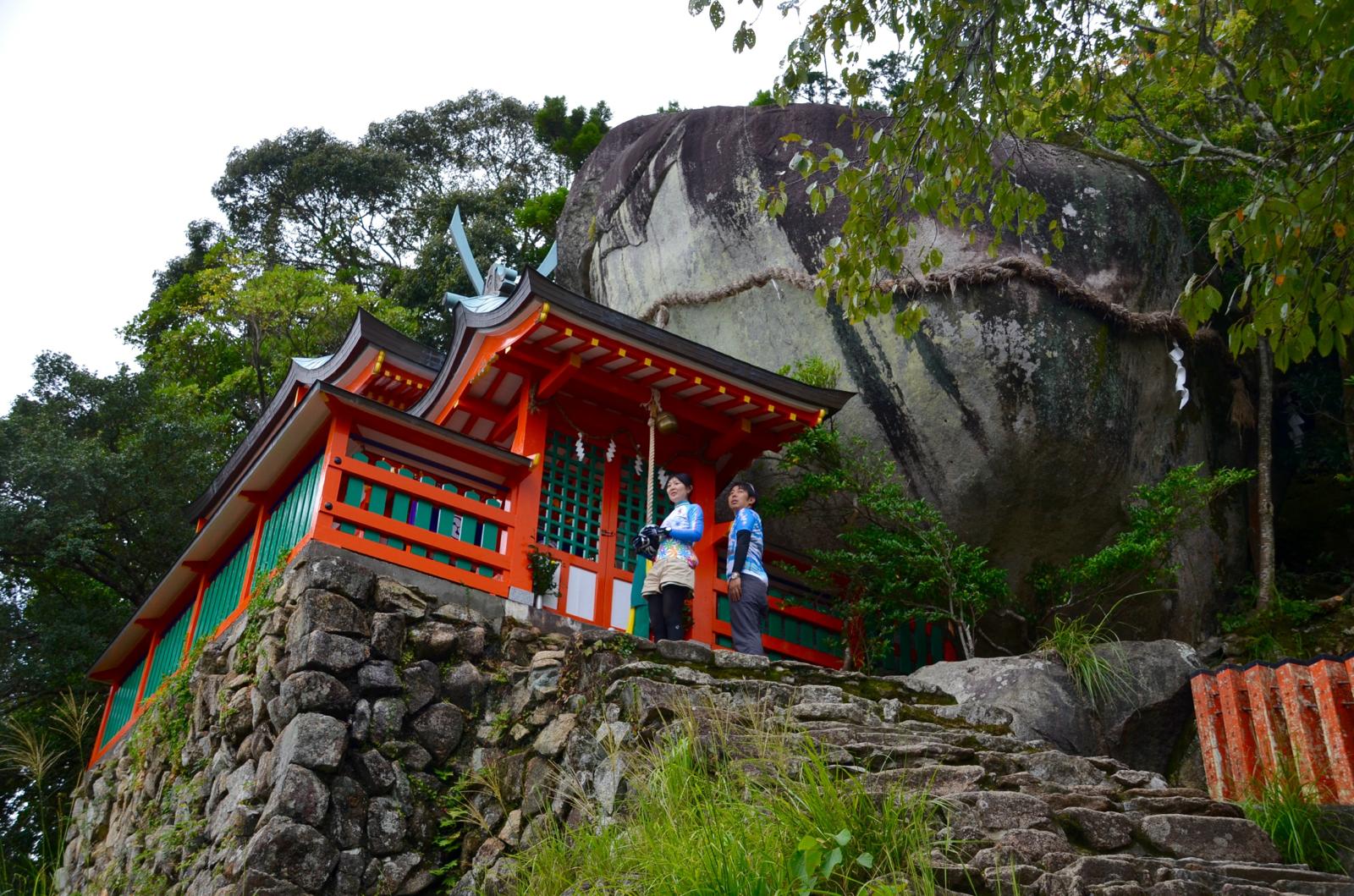 Kumano Kodo shrine and a massive boulder