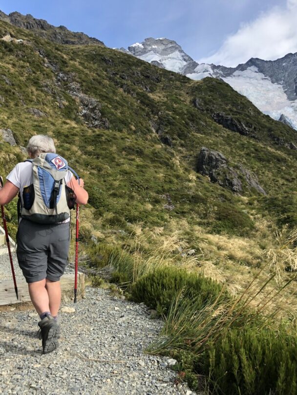 Guided hike & bike tour in the Southern Alps