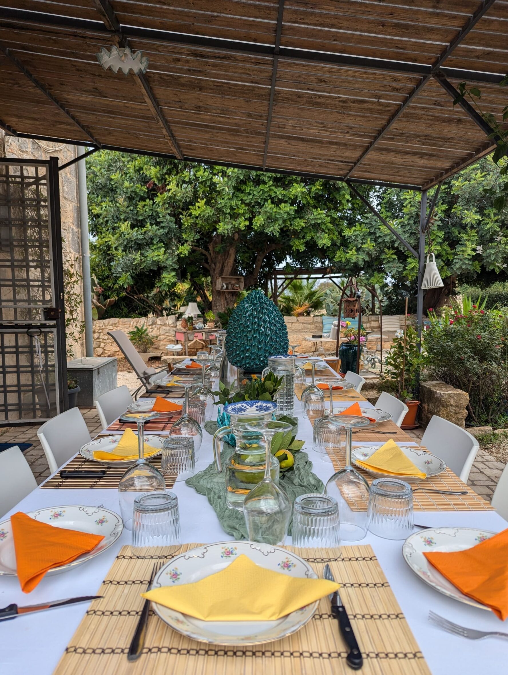 Set table in Sicily