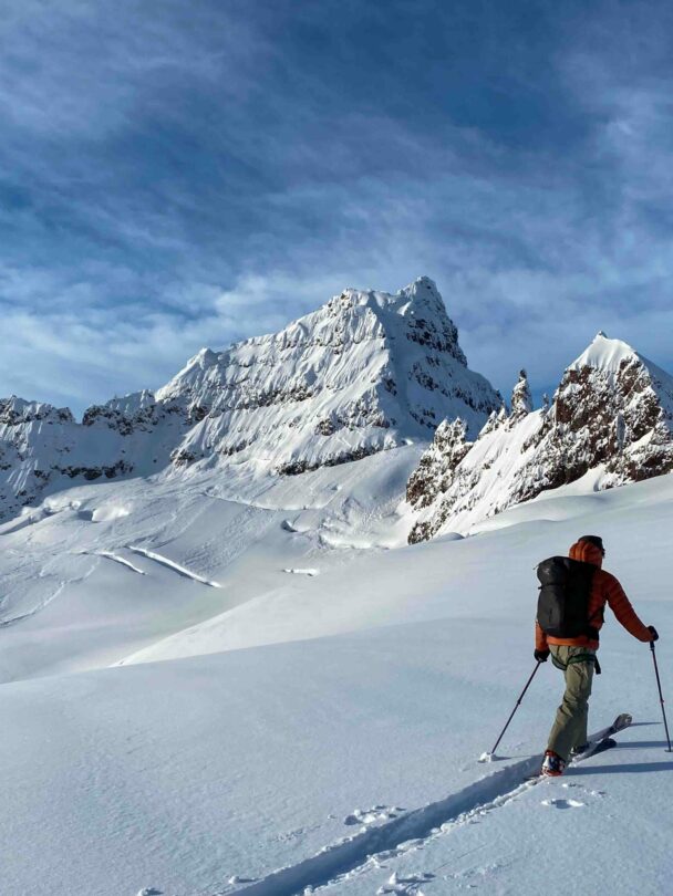 Guided ski touring in Rogers Pass