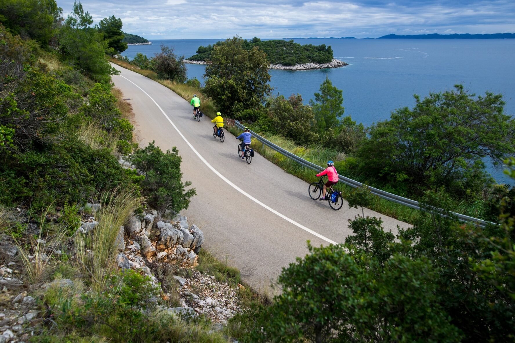 Korčula cyclists