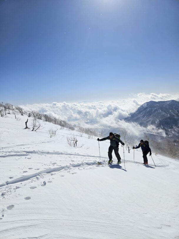 cloud japan snow