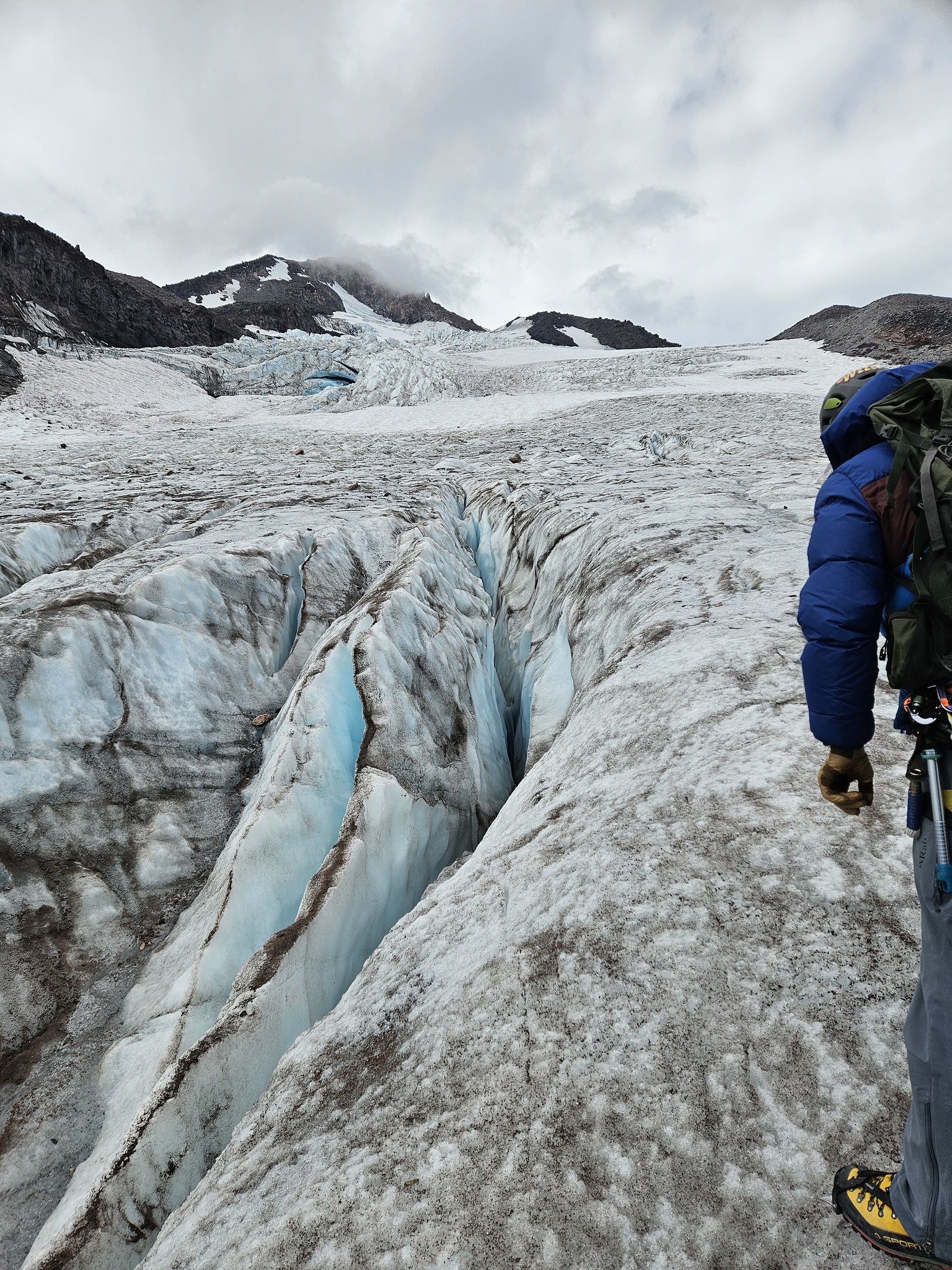 Glaciated terrain Hotlum
