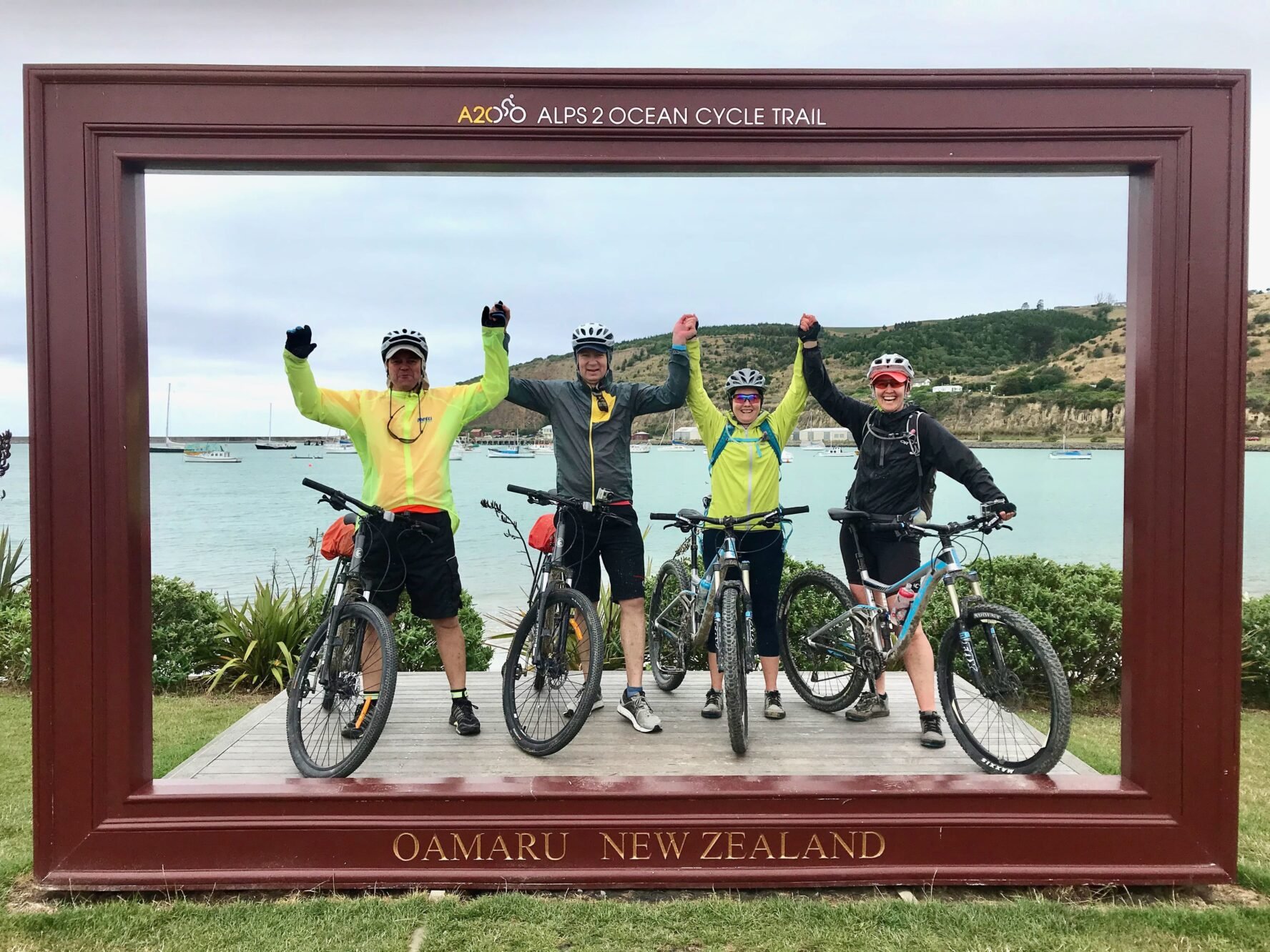 Cyclists in Oamaru