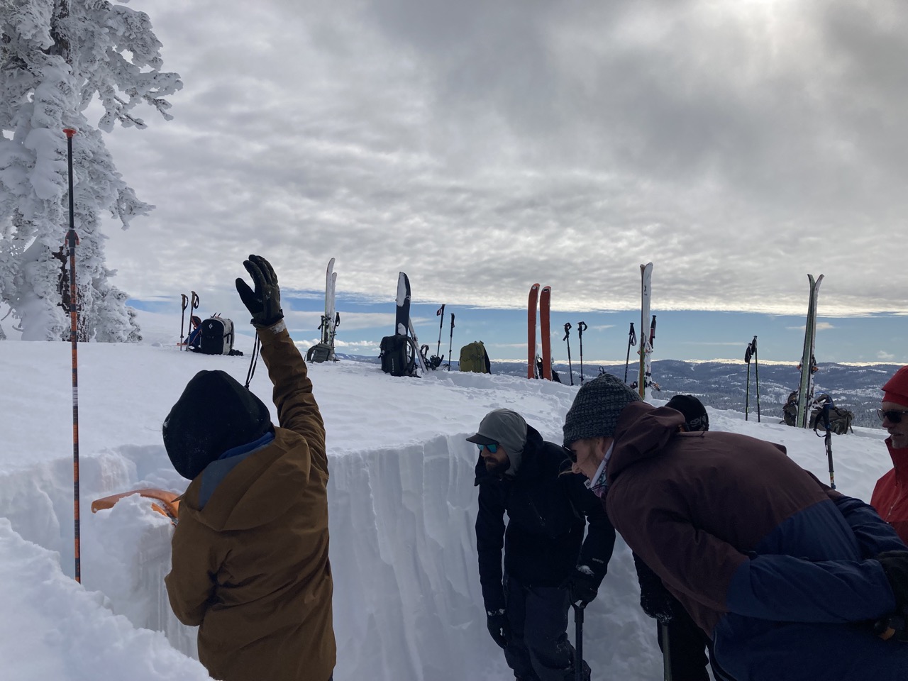 Teaching avalanche education