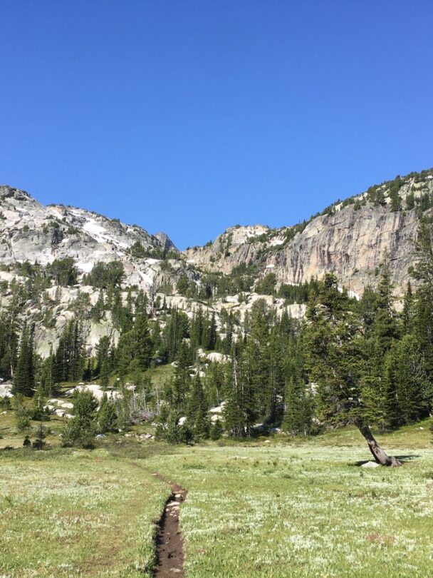 Guided All-Women Beartooth Mountains Backpacking, MT | 57hours