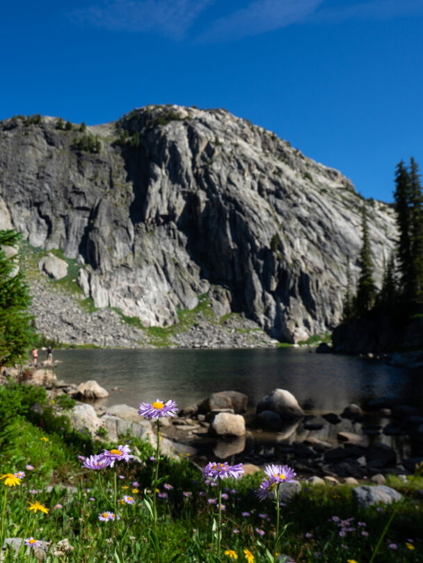 All-women Beartooth Mountains backpacking