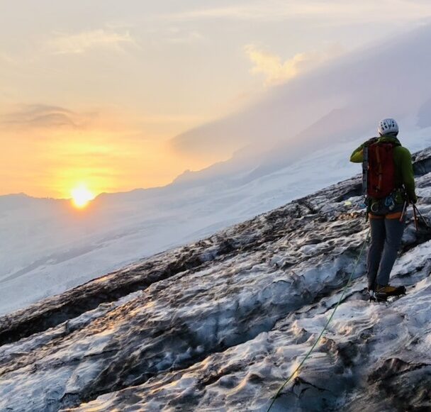 Mount Baker Glacier Travel and Crevasse Rescue Course.