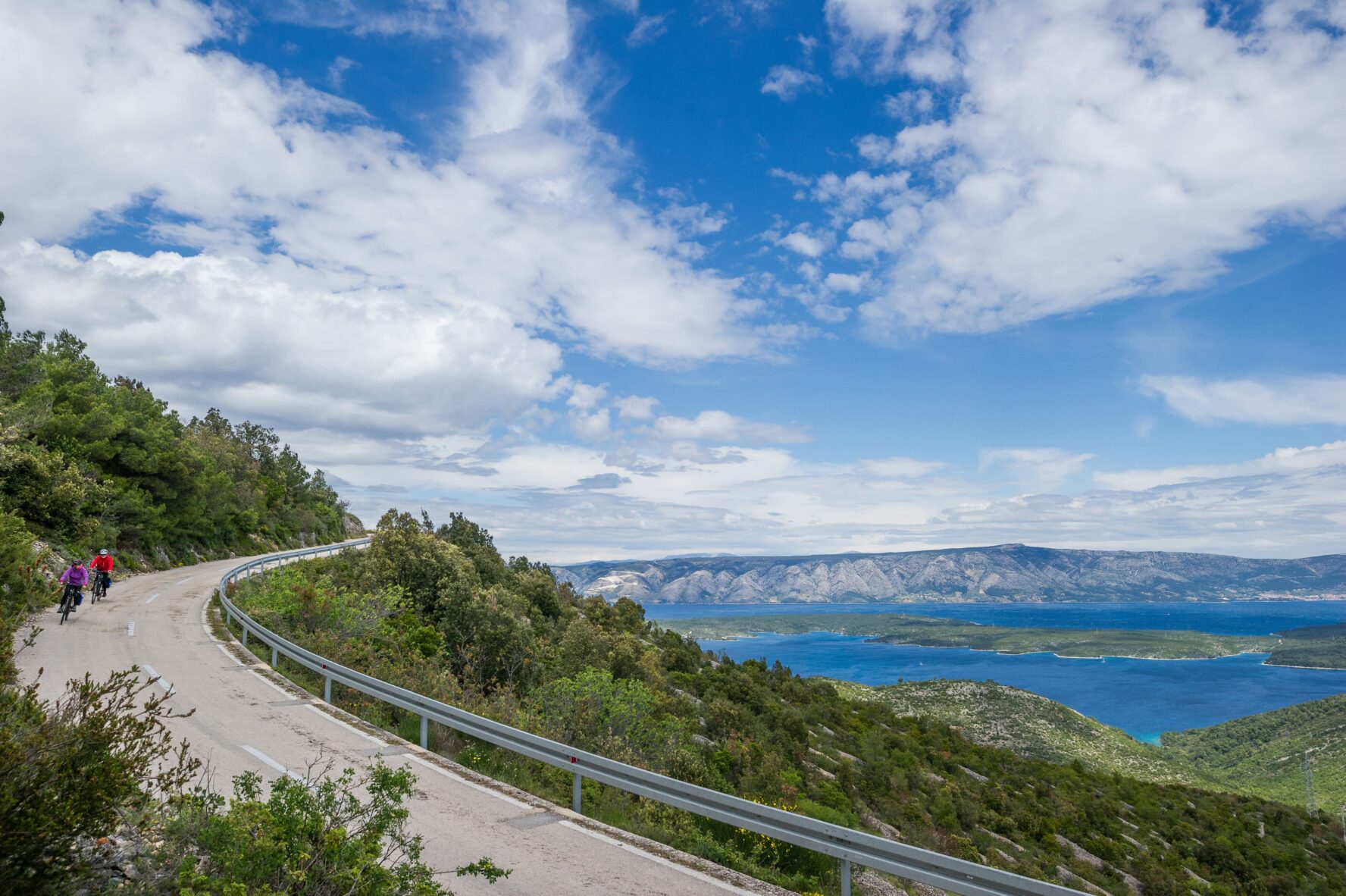 Hvar, road cyclists