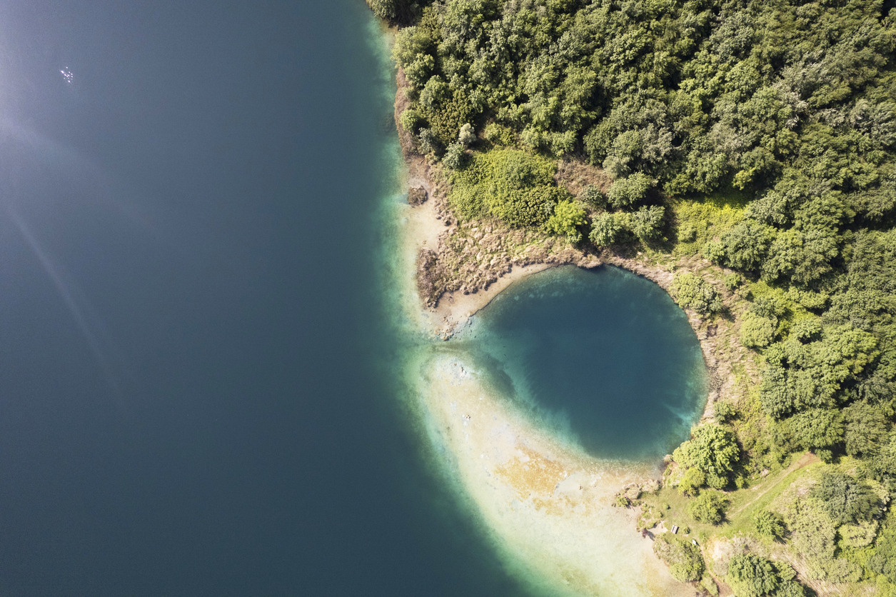 Bird’s-eye view of Lago d’Accessa, near Massa Marittima, Tuscany, Italy.