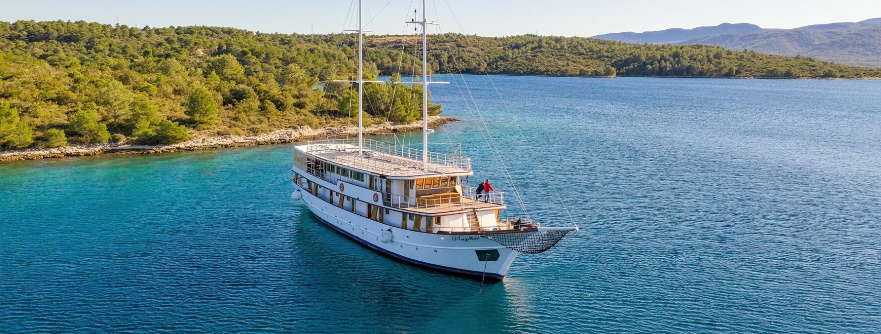 Magellan sailboat