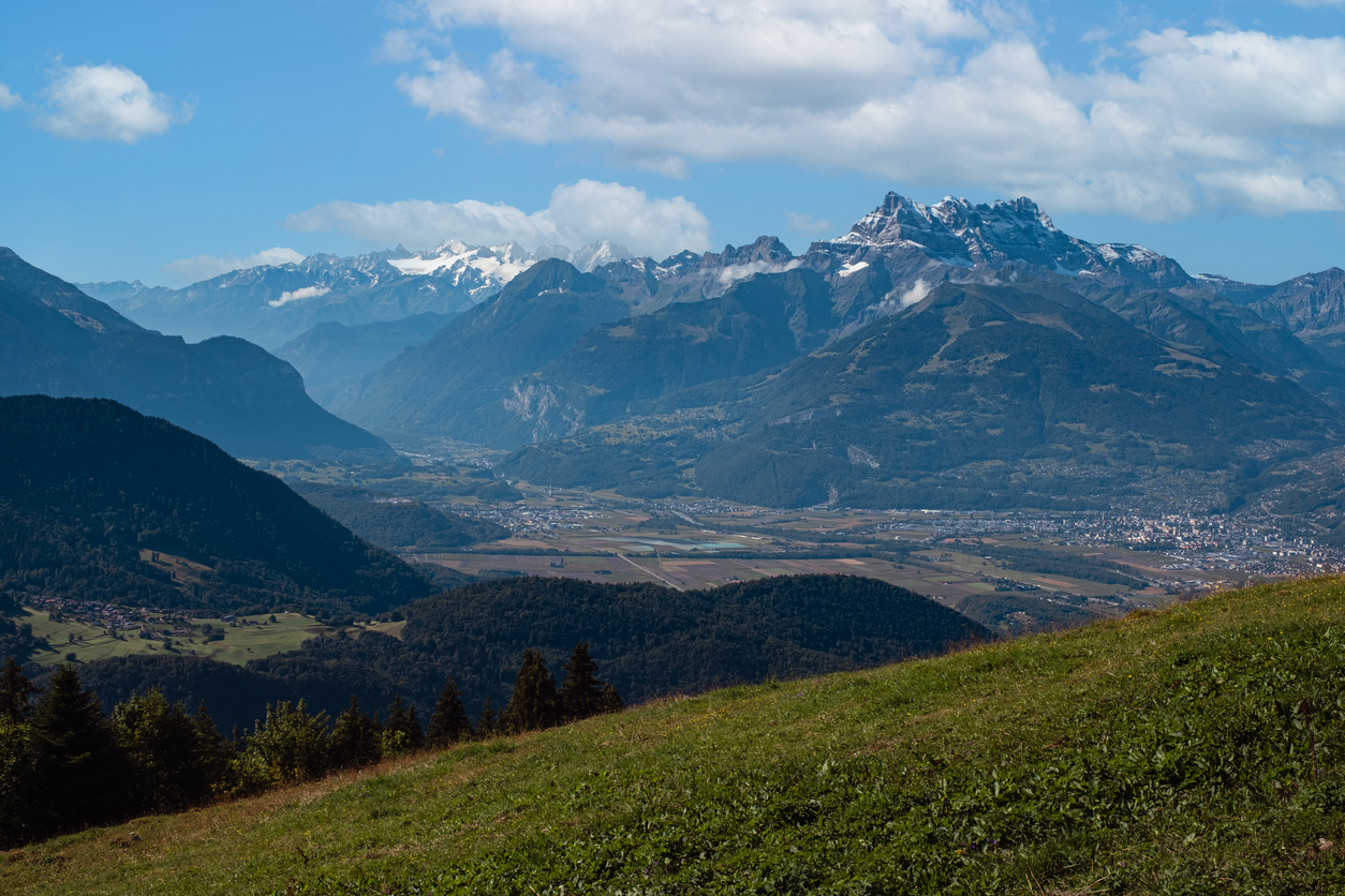 Dent du Midi, seen along the TMB.
