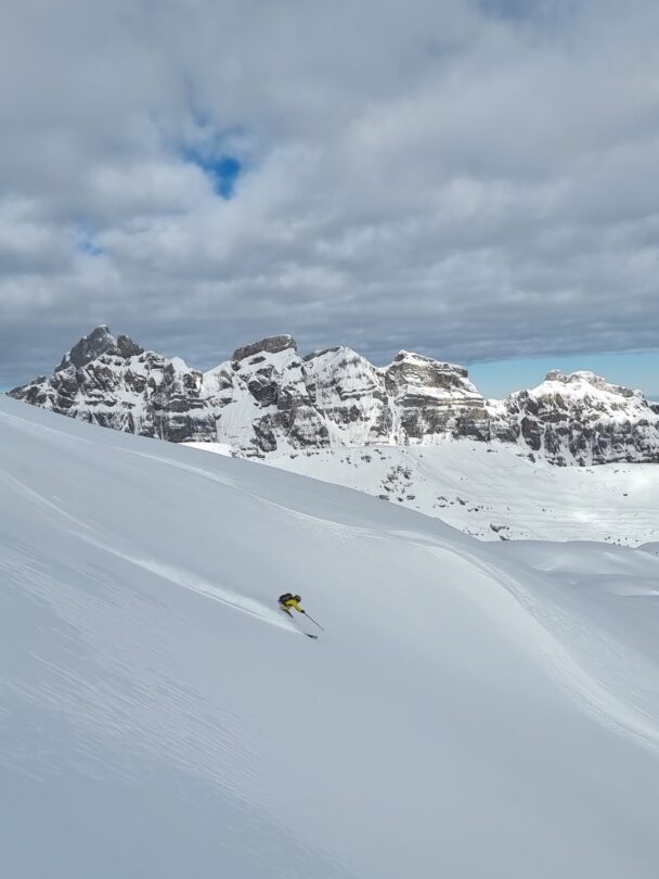 Guided freeriding in Andermatt