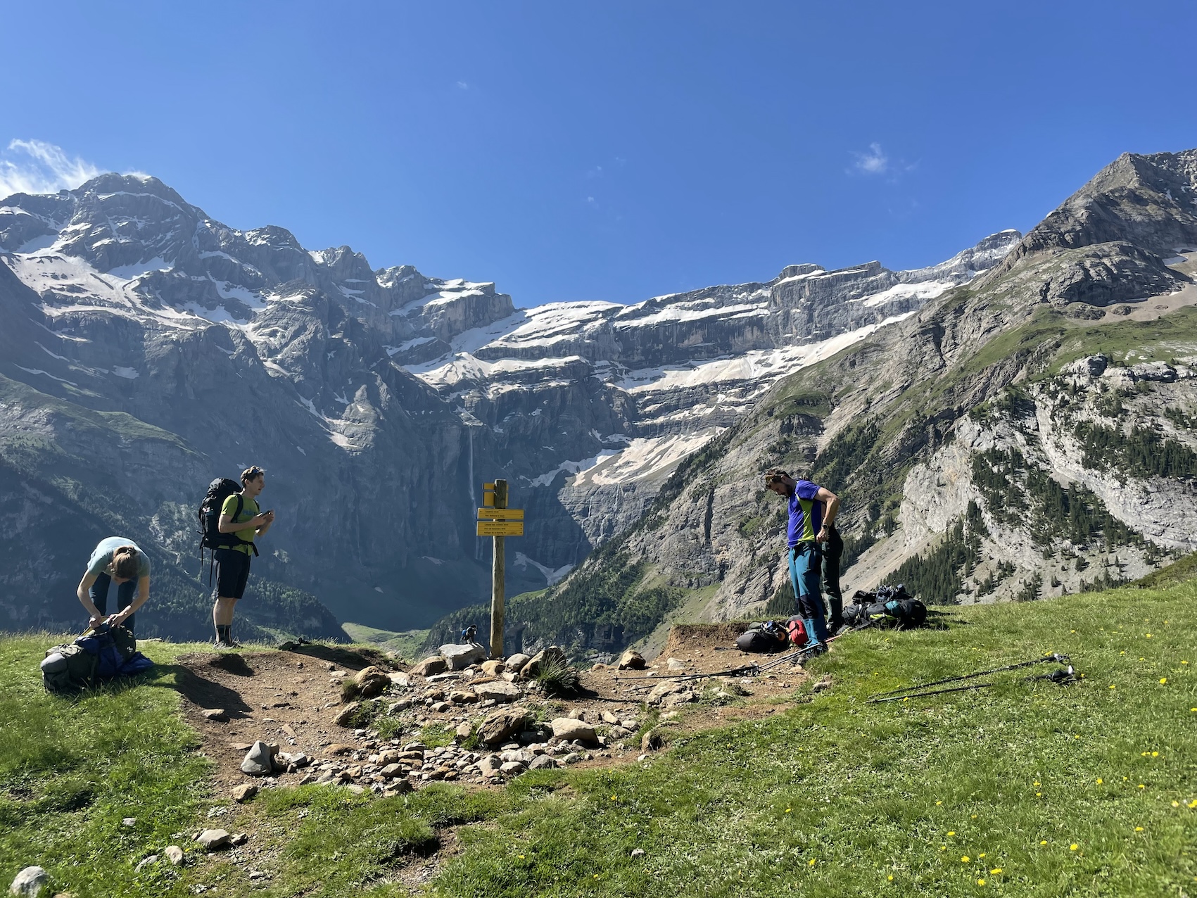 Hiking Monte Perdido