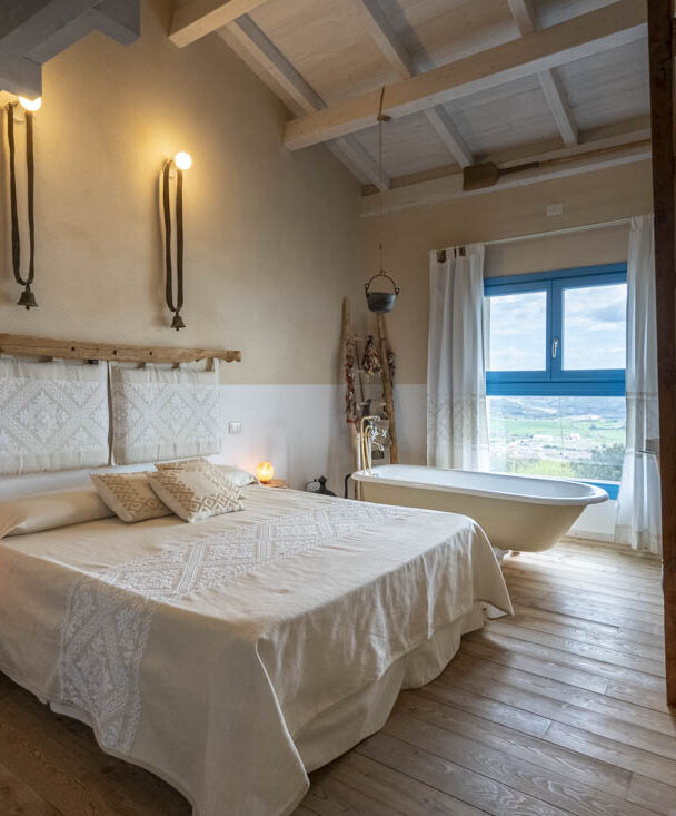 Guided Sardinia bike tour