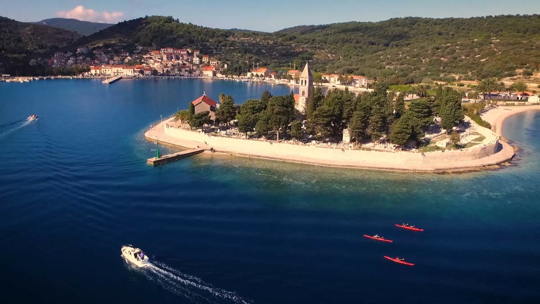 Stunning coast near Vis