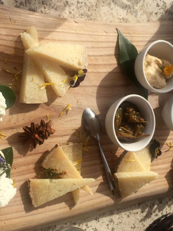 Guided Tuscany bike, wine, food tour