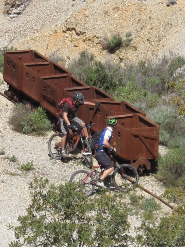 Guided self-guided bike tour in Sardinia