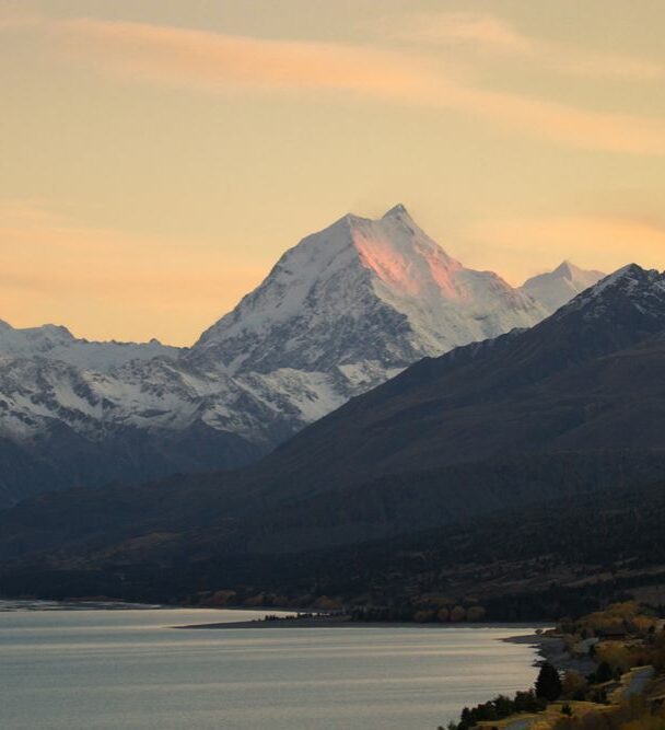 Fully-Supported Alps to Ocean Cycling Trip in New Zealand.