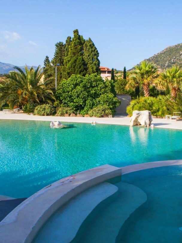 Guided self-guided bike tour in Sardinia