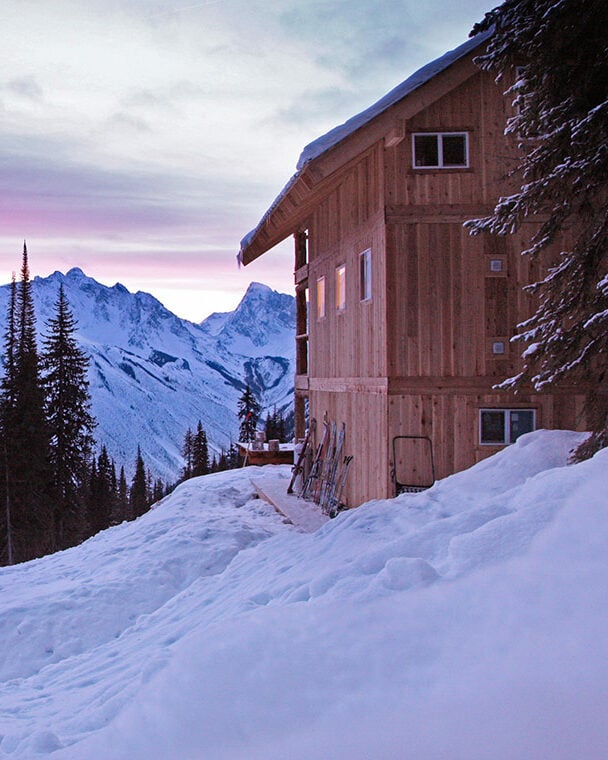 Guided Icefall Traverse in BC