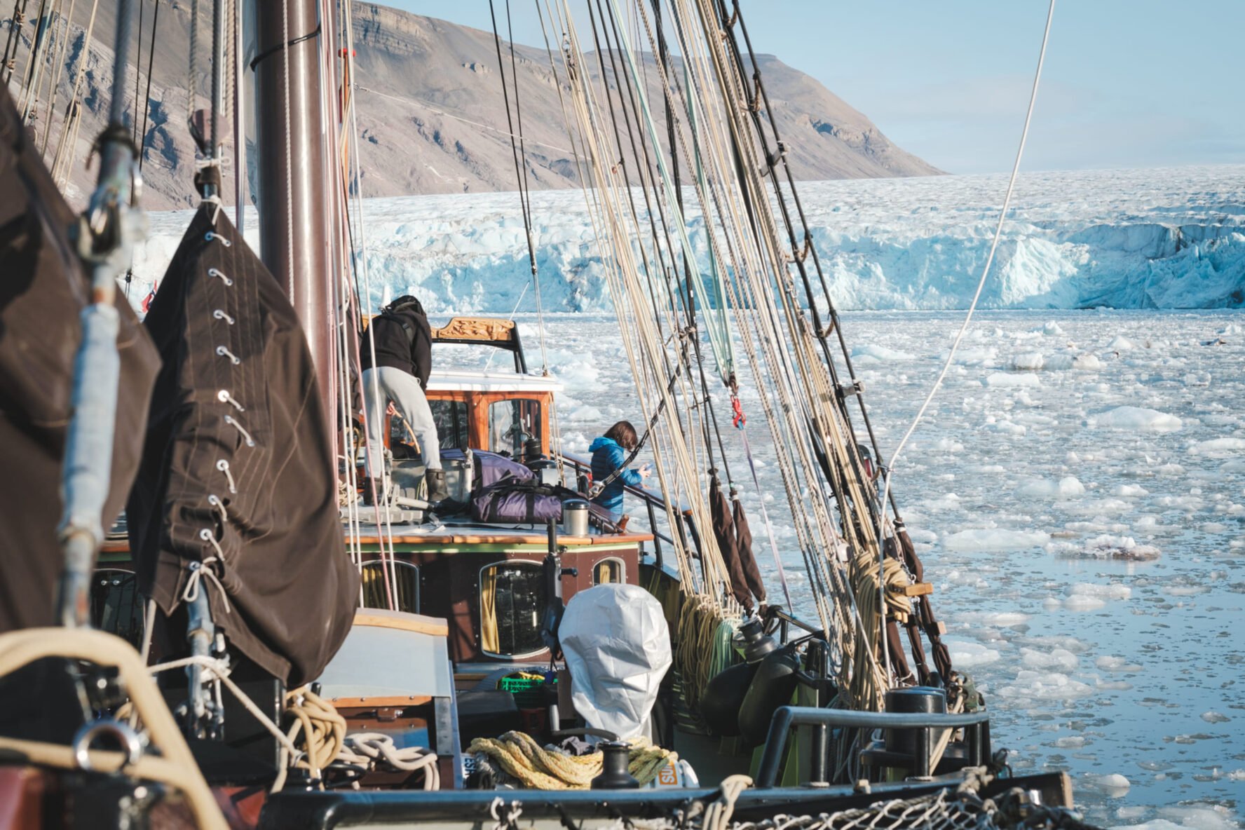 Sturdy sailboat Svalbard