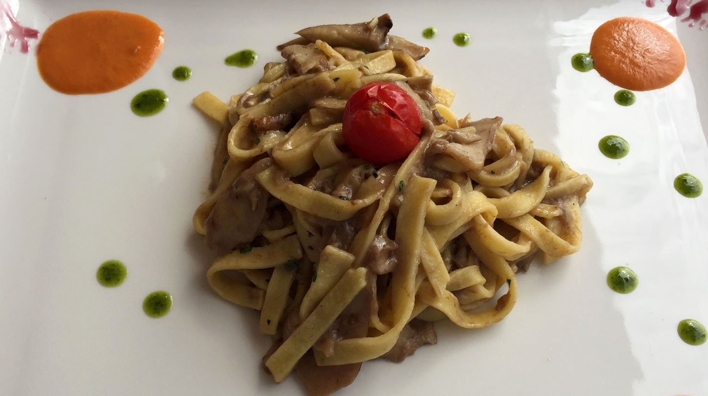 Tagliatelle and porcini mushrooms in Tuscany