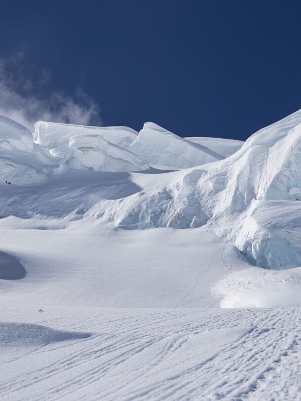 Guided Icefall Traverse in BC