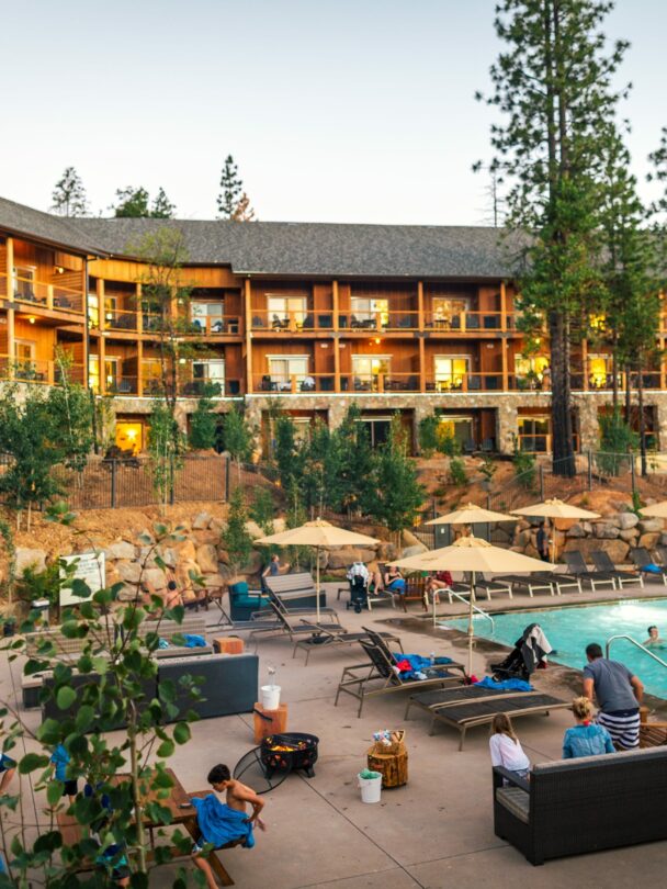 Yosemite National Park Lodging & Hiking Tour