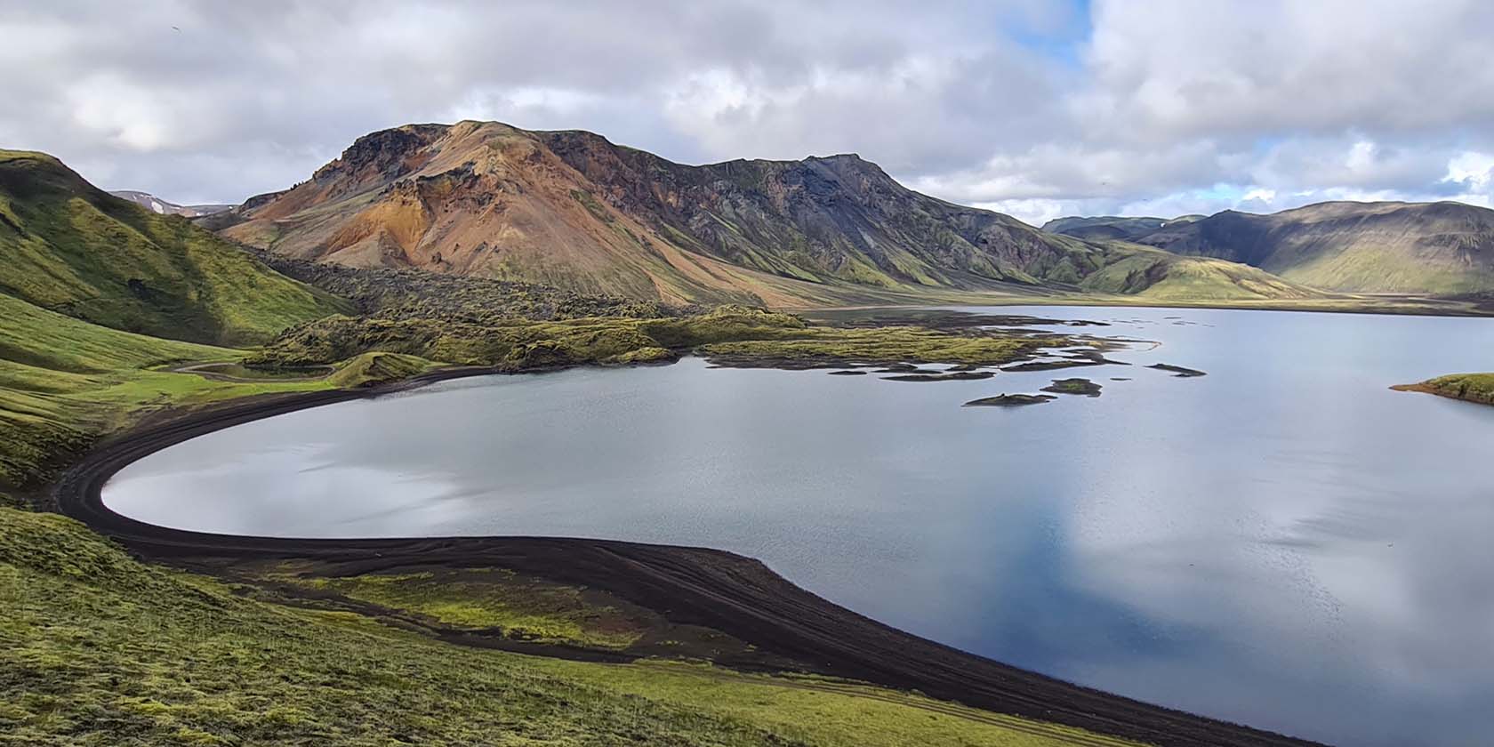 Alftavatn lake in Iceland.