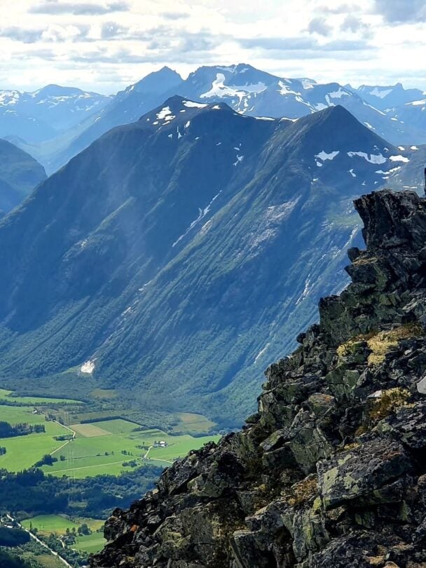 Guided women hiking retreat in Norway