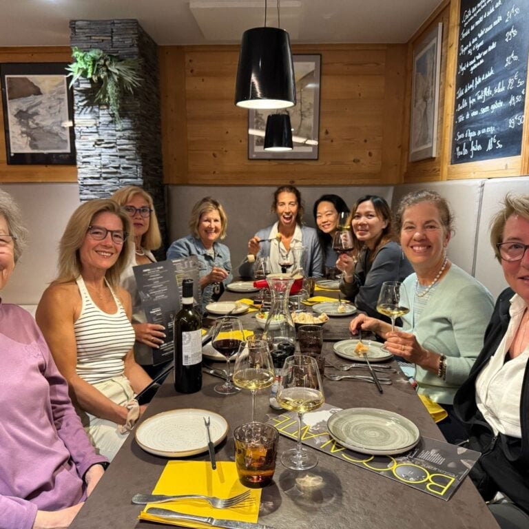 dinner time women chamonix