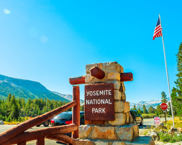 Yosemite National Park Lodging & Hiking Tour